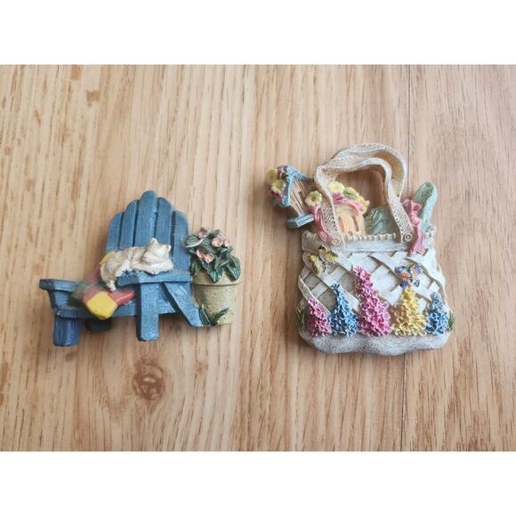 Lot of 2 Resin Handpainted Magnets Adirondack Chair Cat & Floral Basket Decor - Picture 1 of 7